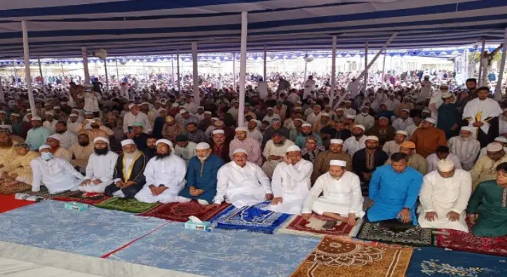 ঈদের সাজে রাজশাহী ঐতিহাসিক ঈদগাহে জনস্রোত, নেতারা দিলেন বার্তা