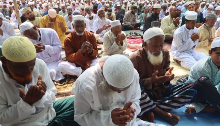 রংপুরে ঈদের প্রধান জামাতে ২০ হাজার মুসল্লির অংশগ্রহণ